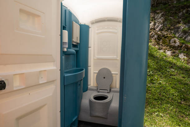 Best Portable restroom trailer rental  in Sioux Falls, SD